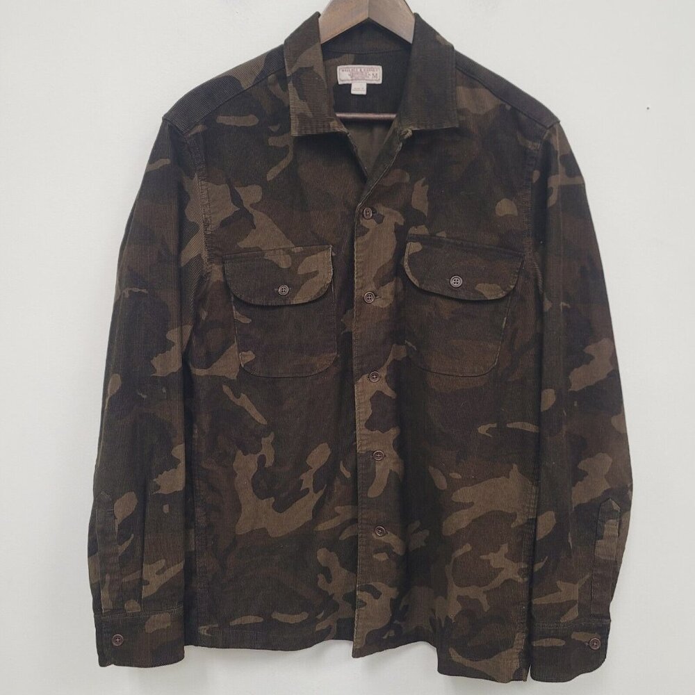 Wallace & Barnes Mens Camo Button Up Shirt Size M Green Corduroy Long Sleeve
